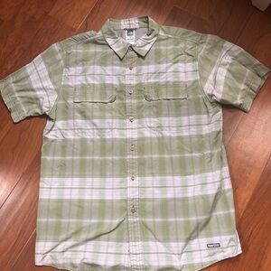 Men’s Large S/S North Face Button Down Shirt